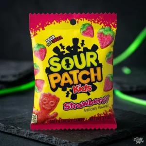 Bomboane Sour Patch Kids Strawberry 102g